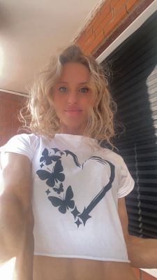 инди Юлия с сюрпризом  — фото и отзывы